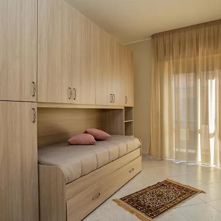 Sicilia Bedda House شقة