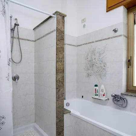 Sicilia Bedda House شقة Capri Leone