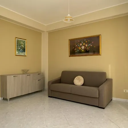 Sicilia Bedda House شقة Capri Leone